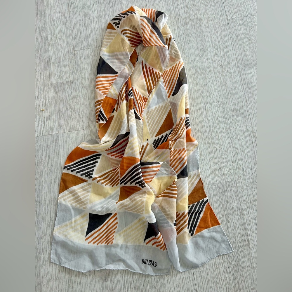 Bill Blass vintage geometric Patterned Scarf. Excellent condition!